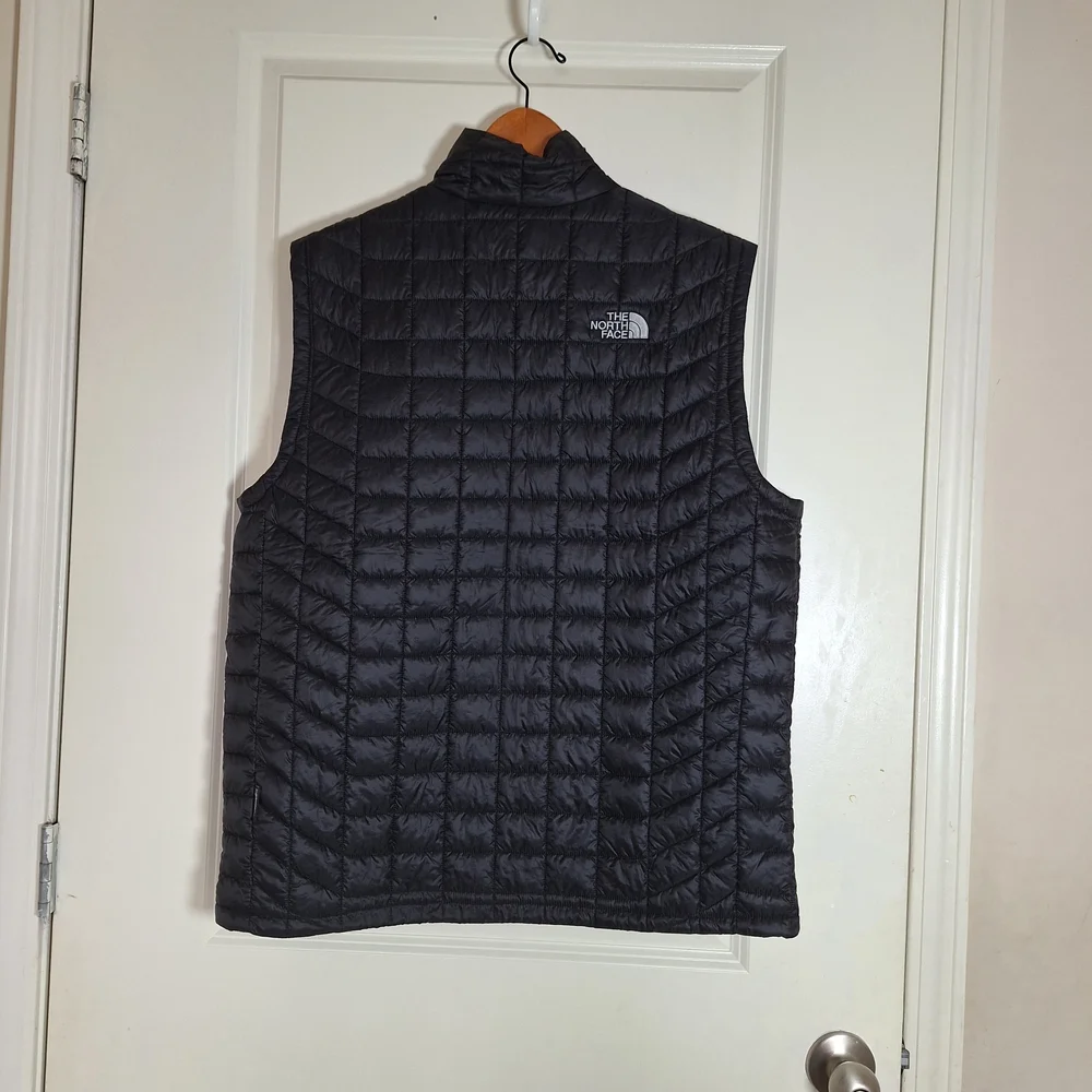 NWT The North Face ThermoBall Eco Vest Men's Large Black Quilted Puffer Size L
